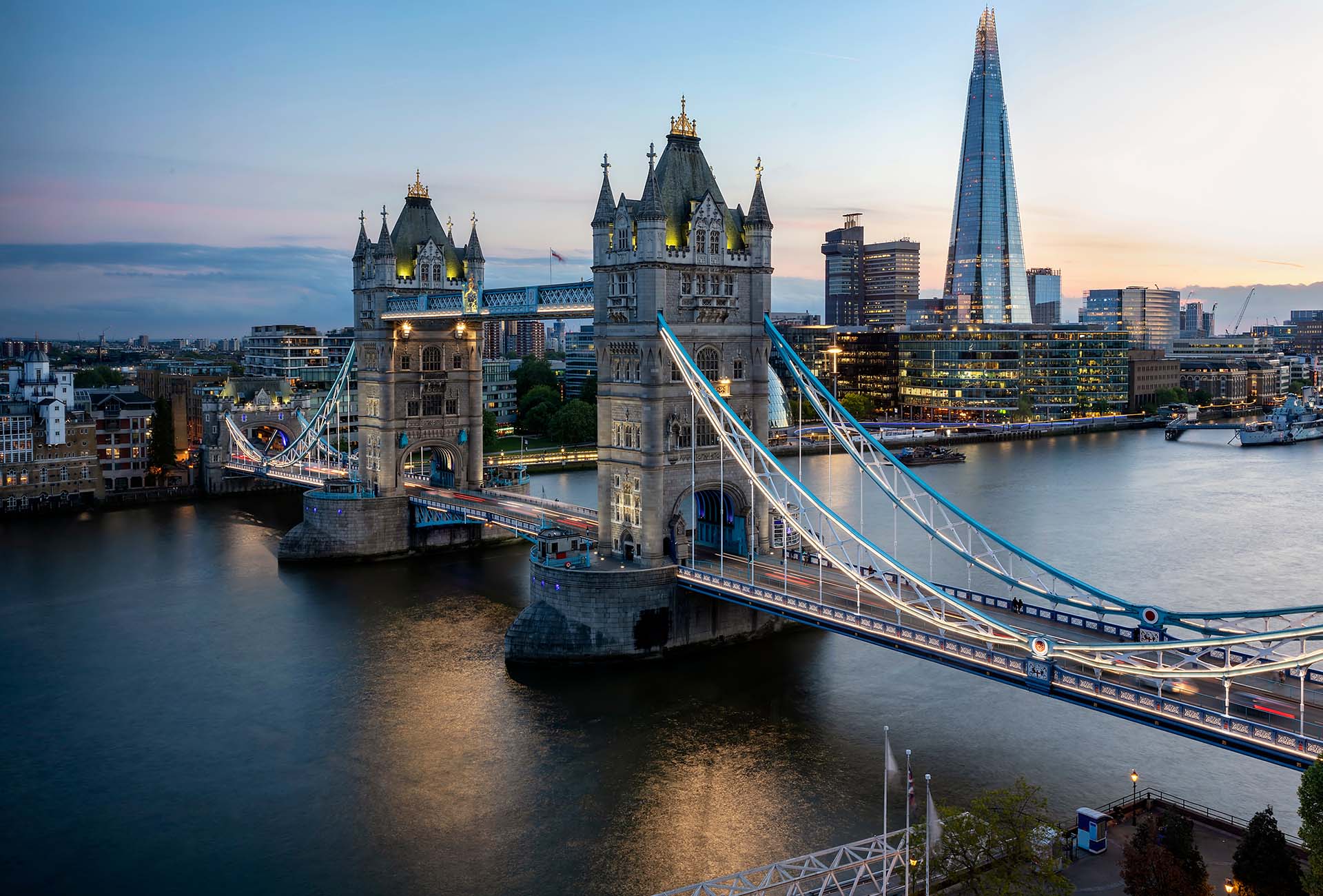 1973年至今，查浦曼已深耕航空业50逾年。2023-2025年，查浦曼持续布局国际市场，在中国、欧洲与中东地区进一步布局办事处，扩展全球资源网络与交付能力。